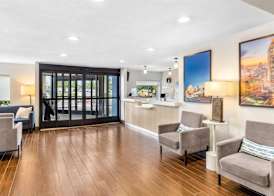 Comfort Inn Mayfield Heights Cleveland East 2