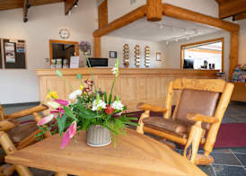 Rocky Mountain Ski Lodge 3