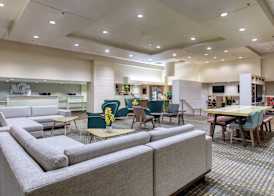 Holiday Inn & Suites ATLANTA AIRPORT-NORTH by IHG 2