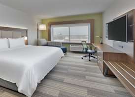 Holiday Inn Express & Suites OKLAHOMA CITY WEST-YUKON by IHG 2