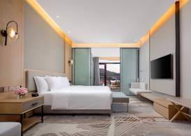 Crowne Plaza Zhoushan Seaview by IHG 3