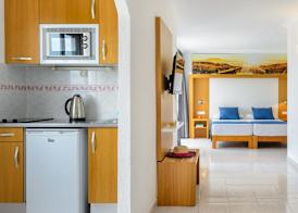 Hotel Apartamentos Vibra San Marino 5