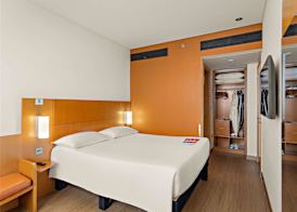 Ibis Abu Dhabi Gate 5