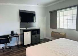 SureStay by Best Western Fresno Central 5