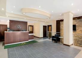 La Quinta by Wyndham Oshawa 2