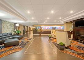 Ramada Plaza by Wyndham Charlotte Airport 3