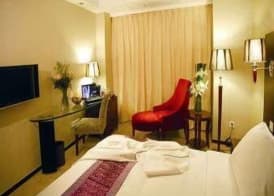 Ramada by Wyndham Wujiaochang Shanghai 3