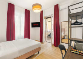 Adelante Apartment 4