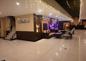 Boss Suites Nana Hotel 3