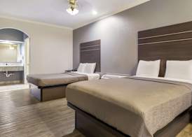 Americas Best Value Platinum Inn & Suites 5