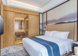 Ramada by Wyndham Changsha South Bus Station 3