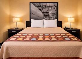 Super 8 by Wyndham Pasadena 2