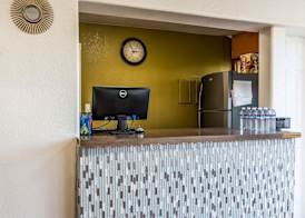 Rodeway Inn Downtown Hanford 2