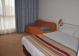 ibis Styles Lille Neuville en Ferrain 2