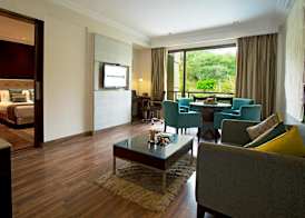 Golden Tulip Chandigarh 4