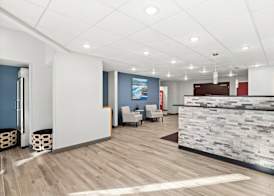 HomeTowne Studios by Red Roof East Lansing - Okemos 2