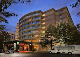 Embassy Suites by Hilton Chicago O'Hare Rosemont 2
