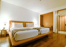 Gumilang Regency Hotel 3