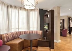 Courtyard by Marriott Roseville 3
