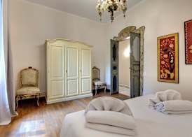 Mamo Florence - Fiorenza Historical Apartment 4