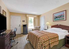 Baymont by Wyndham Smithfield 5