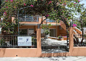 Poseidon Studios & Apartments 2