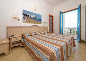 Hotel Riviera 4