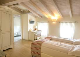 Hotel Villa Moron 4