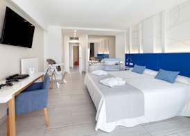 Playaolid Suites & Apartments 4