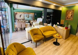 Golden Sail Hotel Old City 2