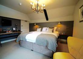 The Bull Hotel 3