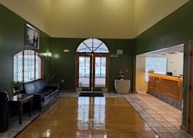 Lafayette Inn & Suites 2