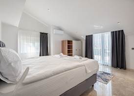 Belek Deluxe Suit 5