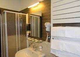 Hotel La Superba 5