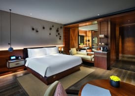 InterContinental Hotels SHANGHAI WONDERLAND by IHG 3