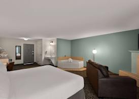 Wyndham Garden Galena Hotel & Day Spa 3