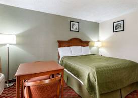 Econo Lodge Huntington - Barboursville University Area 5