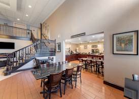Best Western Plus Russellville Hotel & Suites 4