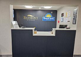 Days Inn by Wyndham Davenport 4