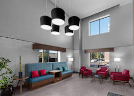 Hampton Inn Phoenix-Biltmore 4