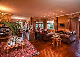 Bambuu Lakeside Lodge 5