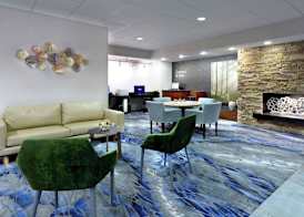 Fairfield by Marriott Inn & Suites Charlottesville North 4