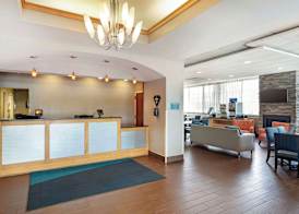 Best Western Hartford Hotel and Suites 5