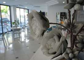 Lively Hotel 2