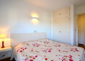 Apartment Near Town With 2 Rooms 3