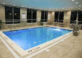 Hampton Inn & Suites Mount Laurel/Moorestown 4