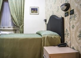 Hotel Ferrarese 5