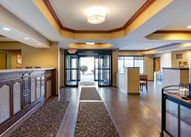 Comfort Suites South Haven near I-96 3