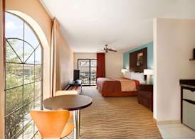 Super 8 by Wyndham Indio 5