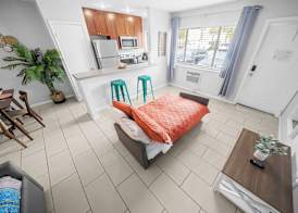 Bayview Apartments By Lowkl 4
